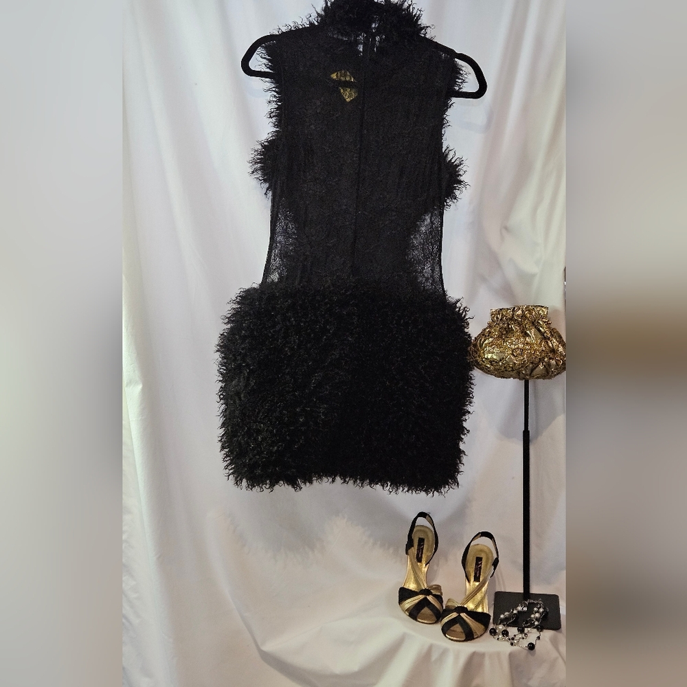 Akira Elegant Black Sleeveless Dress 🎊
